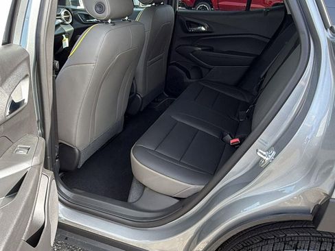 New 2026 Chevrolet Trax ACTIV FWD image 17
