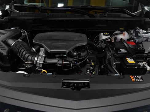 Used 2025 Cadillac XT6 Sport image 30