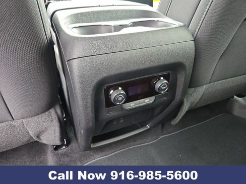 New 2026 Chevrolet Traverse LT image 25