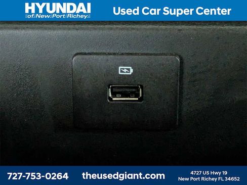 Used 2023 Ford Expedition Limited image 19