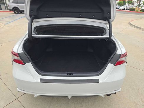 Used 2024 Toyota Camry SE FWD image 14