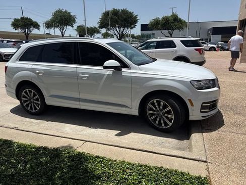 Used 2019 Audi Q7 3.0T Prestige AWD/4WD image 5