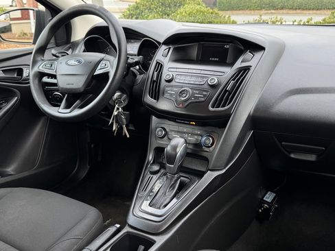 Used 2018 Ford Focus S image 20