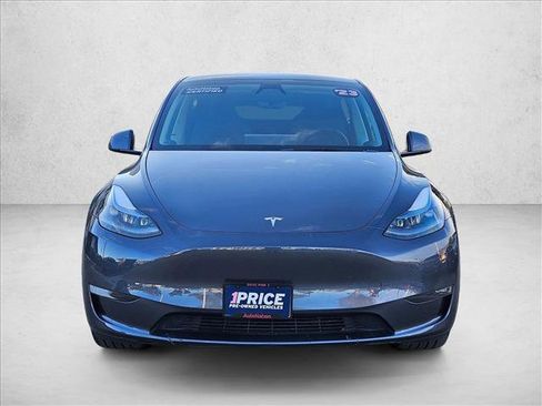 Used 2023 Tesla Model Y Long Range image 2