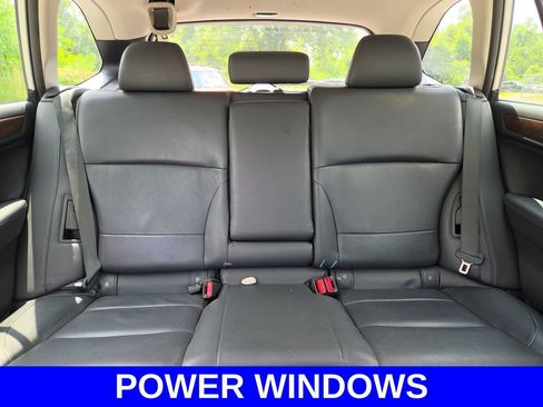 Used 2015 Subaru Outback 2.5i Limited AWD/4WD image 13
