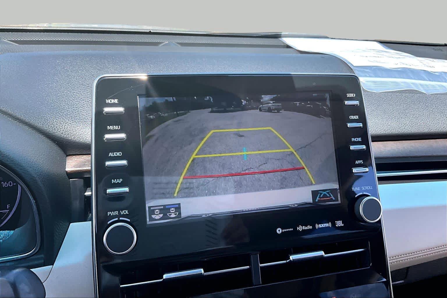 Used 2019 Toyota Avalon Limited FWD image 25