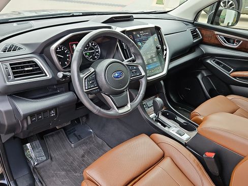 Used 2023 Subaru Ascent Touring image 12