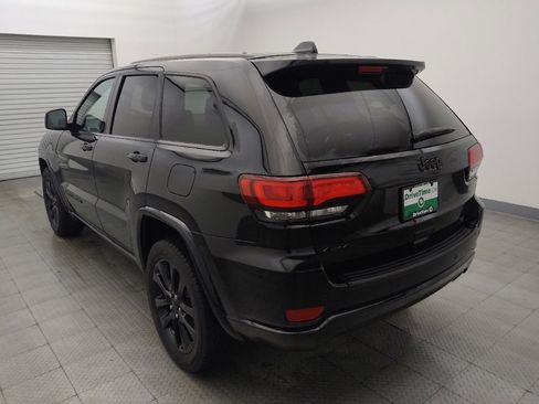 Used 2020 Jeep Grand Cherokee Altitude AWD/4WD image 5