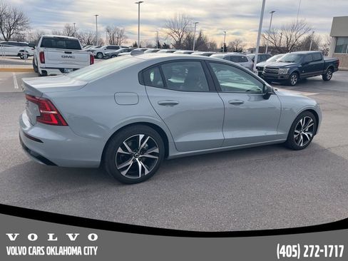 Used 2025 Volvo S60 B5 Core w/ Protection Package Premier image 5