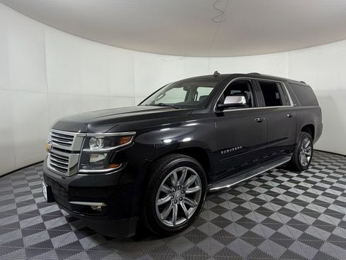 Used 2015 Chevrolet Suburban LTZ image 2