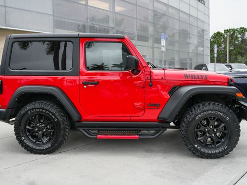 Used 2021 Jeep Wrangler Willys image 28