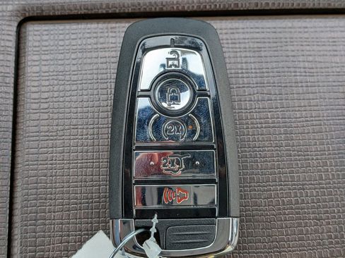 New 2026 Lincoln Navigator Reserve image 34