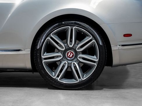Used 2017 Bentley Continental GT image 29