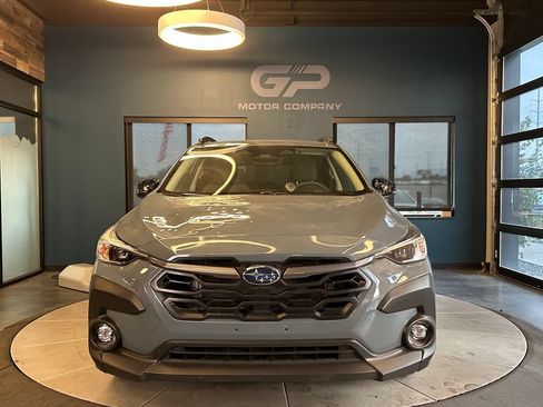 Used 2025 Subaru Crosstrek 2.5i Premium AWD/4WD image 8