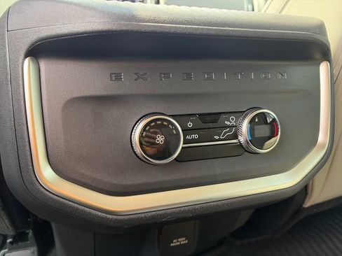 New 2026 Ford Expedition Active AWD/4WD image 13