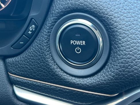 Certified 2025 MAZDA CX-70 Plug-In Hybrid w/ Premium Pkg image 20