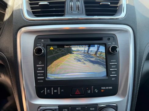 Used 2017 GMC Acadia Limited SLT FWD image 15