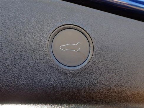 Used 2022 Tesla Model 3 Long Range image 7