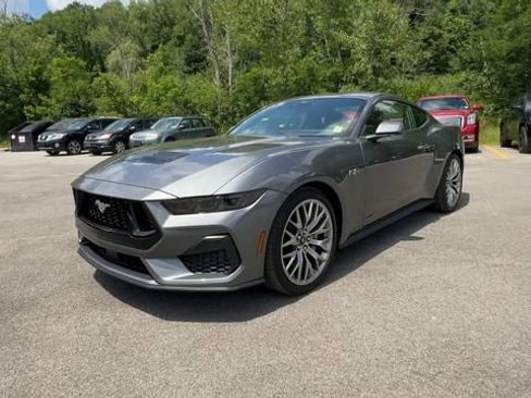 Used 2026 Ford Mustang GT RWD image 4