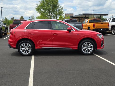 Used 2025 Audi Q3 2.0T Premium AWD/4WD image 8