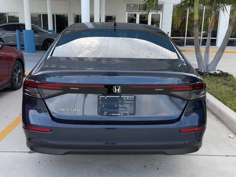 Used 2025 Honda Accord SE image 9