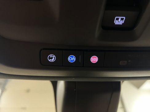 Used 2021 Chevrolet Suburban High Country image 24