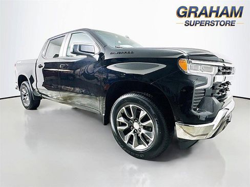 Used 2022 Chevrolet Silverado 1500 LT image 1