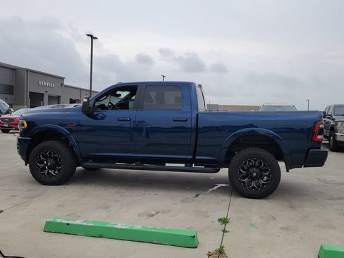 Used 2023 RAM 2500 Limited AWD/4WD image 6