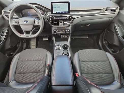 Used 2025 Ford Escape ST-Line AWD/4WD image 25