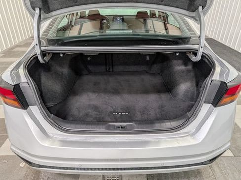 Used 2022 Nissan Altima 2.5 SV AWD/4WD image 23