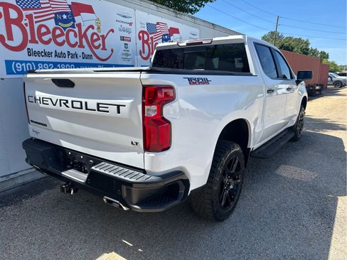 Used 2022 Chevrolet Silverado 1500 LT Trail Boss w/ LT Trail Boss Premium Package image 3