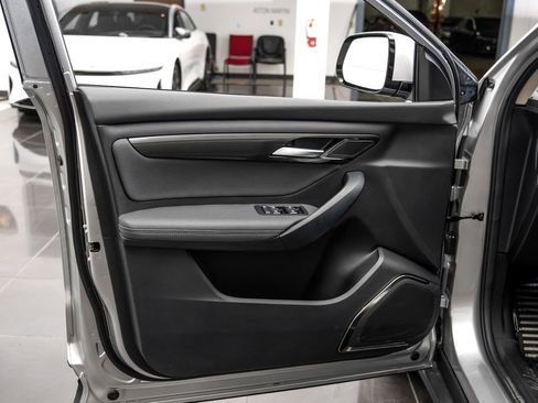 Used 2023 VinFast VF 8 Eco AWD/4WD image 52