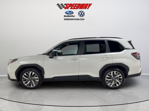 Certified 2026 Subaru Forester Touring AWD/4WD image 9