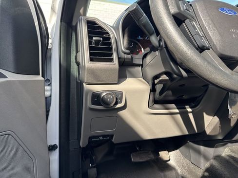 Used 2019 Ford F450 XL w/ XL Value Package RWD image 9