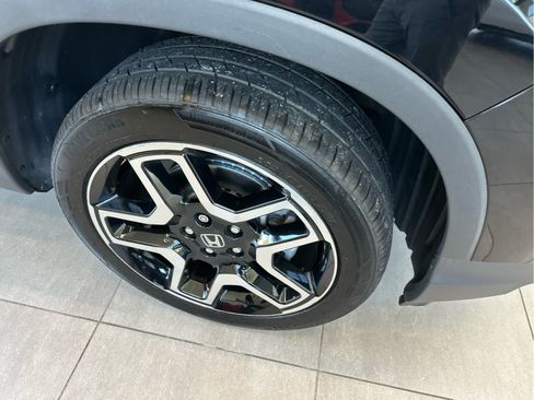 Used 2023 Honda Passport Elite image 16