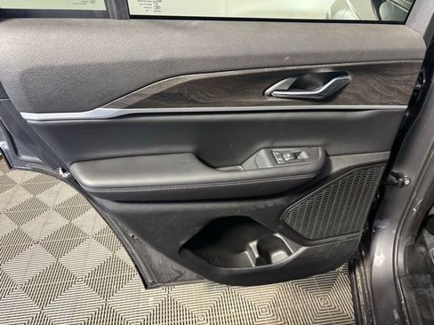 New 2026 Jeep Grand Cherokee Altitude AWD/4WD image 27