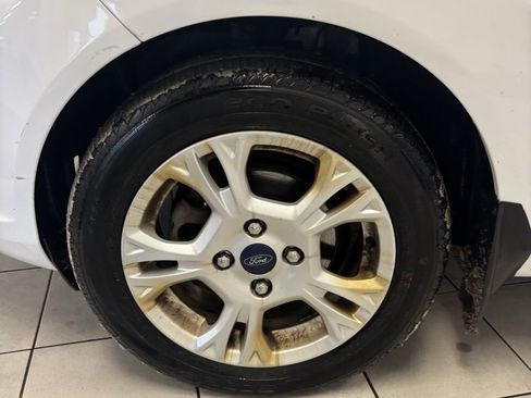 Used 2016 Ford Fiesta SE image 22