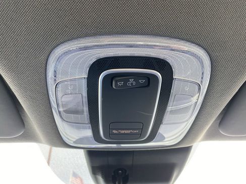 Certified 2023 Hyundai Elantra SE image 25