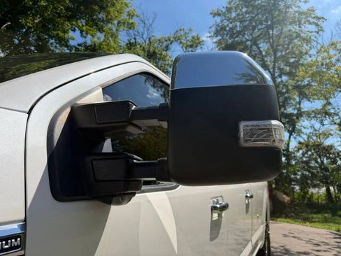 Used 2017 Ford F250 Platinum w/ Platinum Ultimate Package AWD/4WD image 69