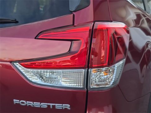 Used 2021 Subaru Forester Limited w/ Popular Package #3 image 8