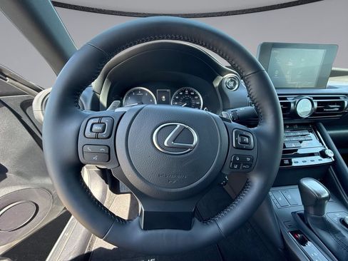 Used 2025 Lexus IS 350 F Sport RWD image 21