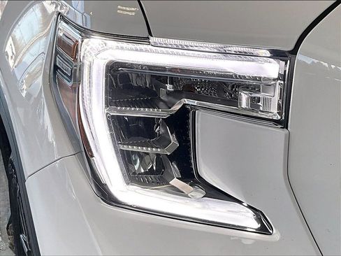 Used 2021 GMC Sierra 1500 Elevation image 32