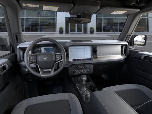 New 2025 Ford Bronco 4-Door image 34