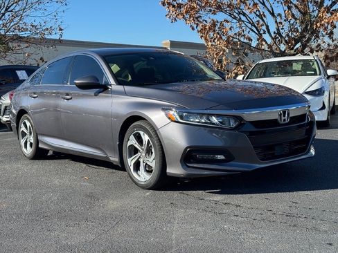 Used 2020 Honda Accord EX image 1