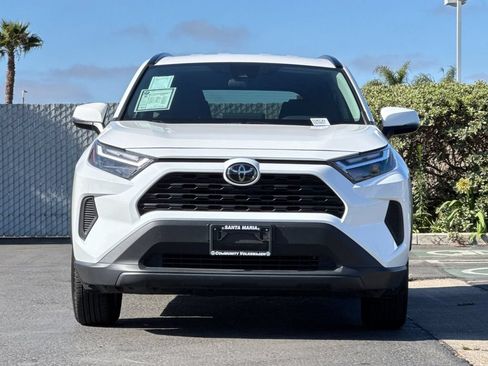 Used 2024 Toyota RAV4 XLE FWD image 9
