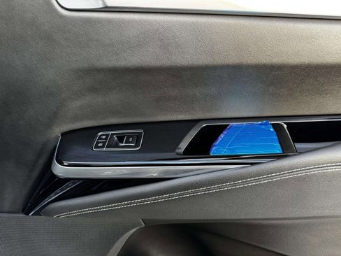 Used 2025 Cadillac Escalade ESV Sport w/ Touring Package image 50