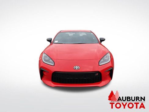 New 2026 Toyota GR86 Premium RWD image 2