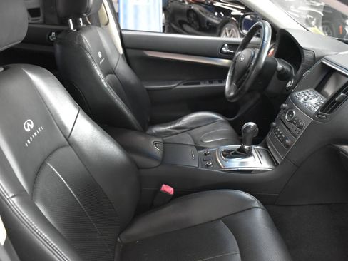 Used 2011 INFINITI G37 x Sedan w/ Premium Pkg AWD/4WD image 17