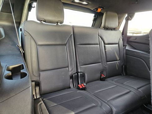 Used 2023 Chevrolet Tahoe LT w/ Luxury Package AWD/4WD image 16