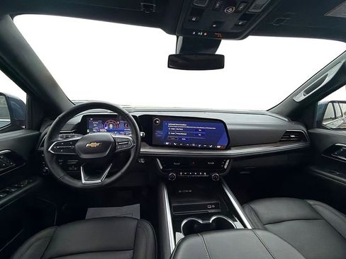 Used 2025 Chevrolet Tahoe LT w/ Comfort Package image 14